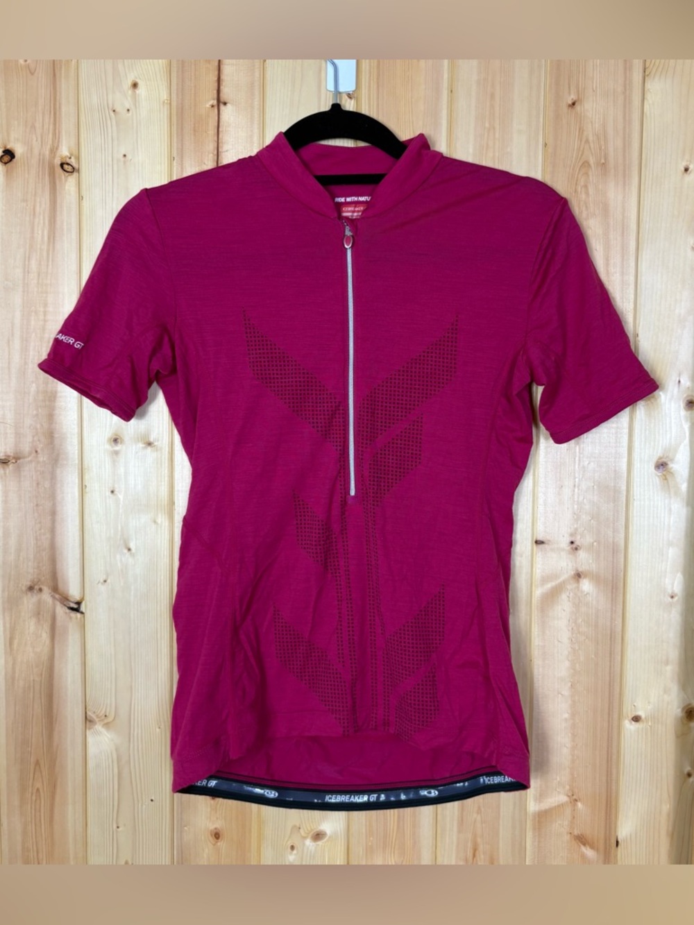 icebreaker gt cycling jersey women’s New Zealand merino wool small secure pocket